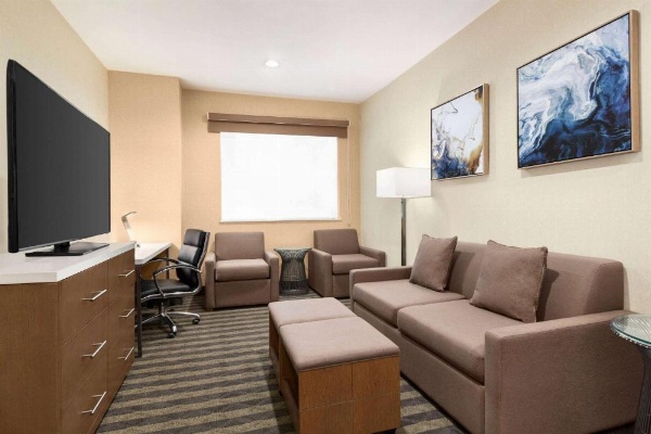 Wyndham Anaheim image 62